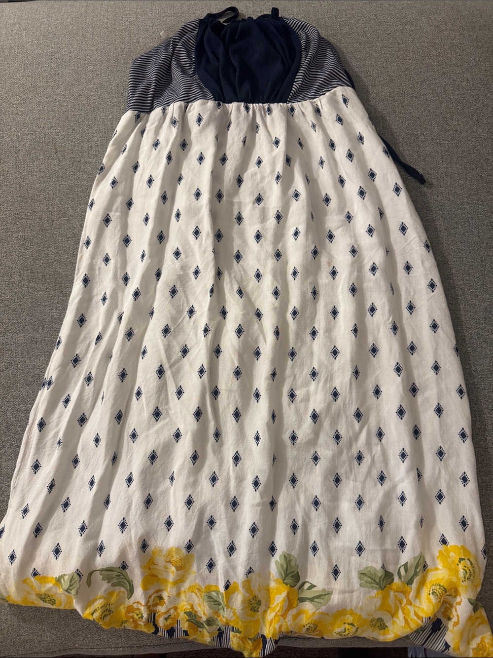 5/$15- Girls' Navy and White Floral Sundress